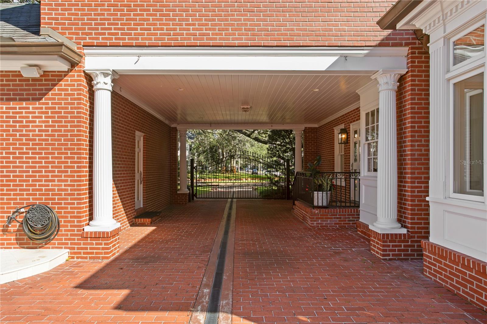 GOLF VIEW PARK 11 PAGE 72 - Residential