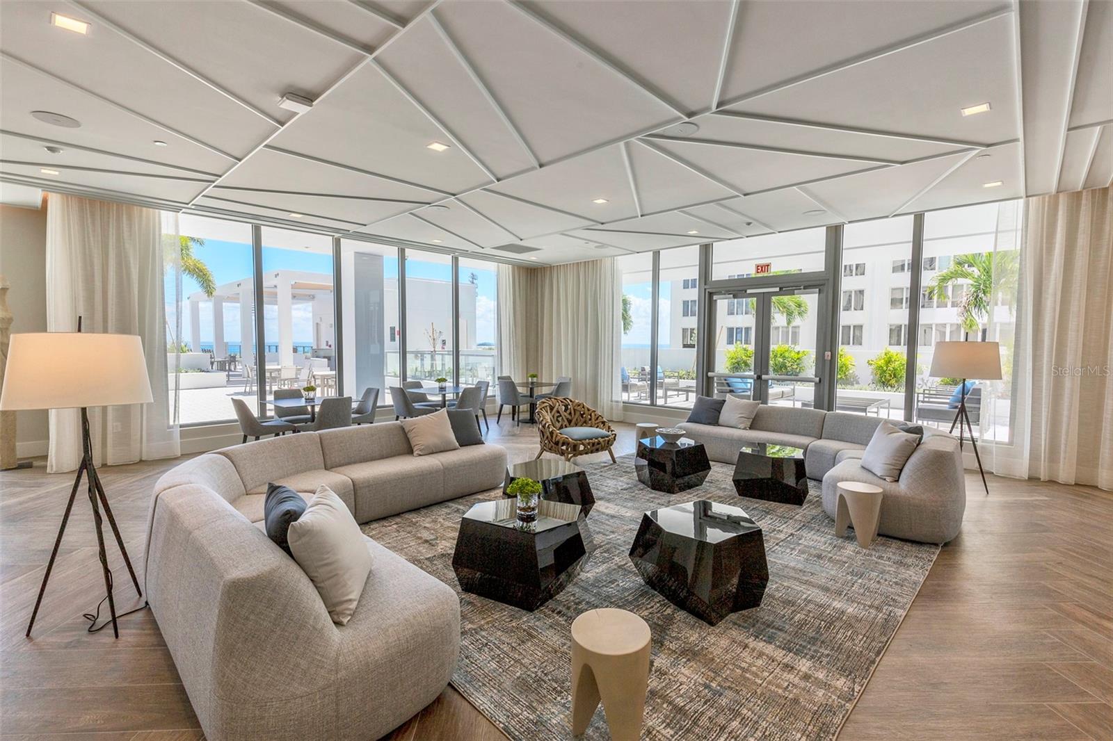 SALTAIRE ST PETERSBURG - Residential