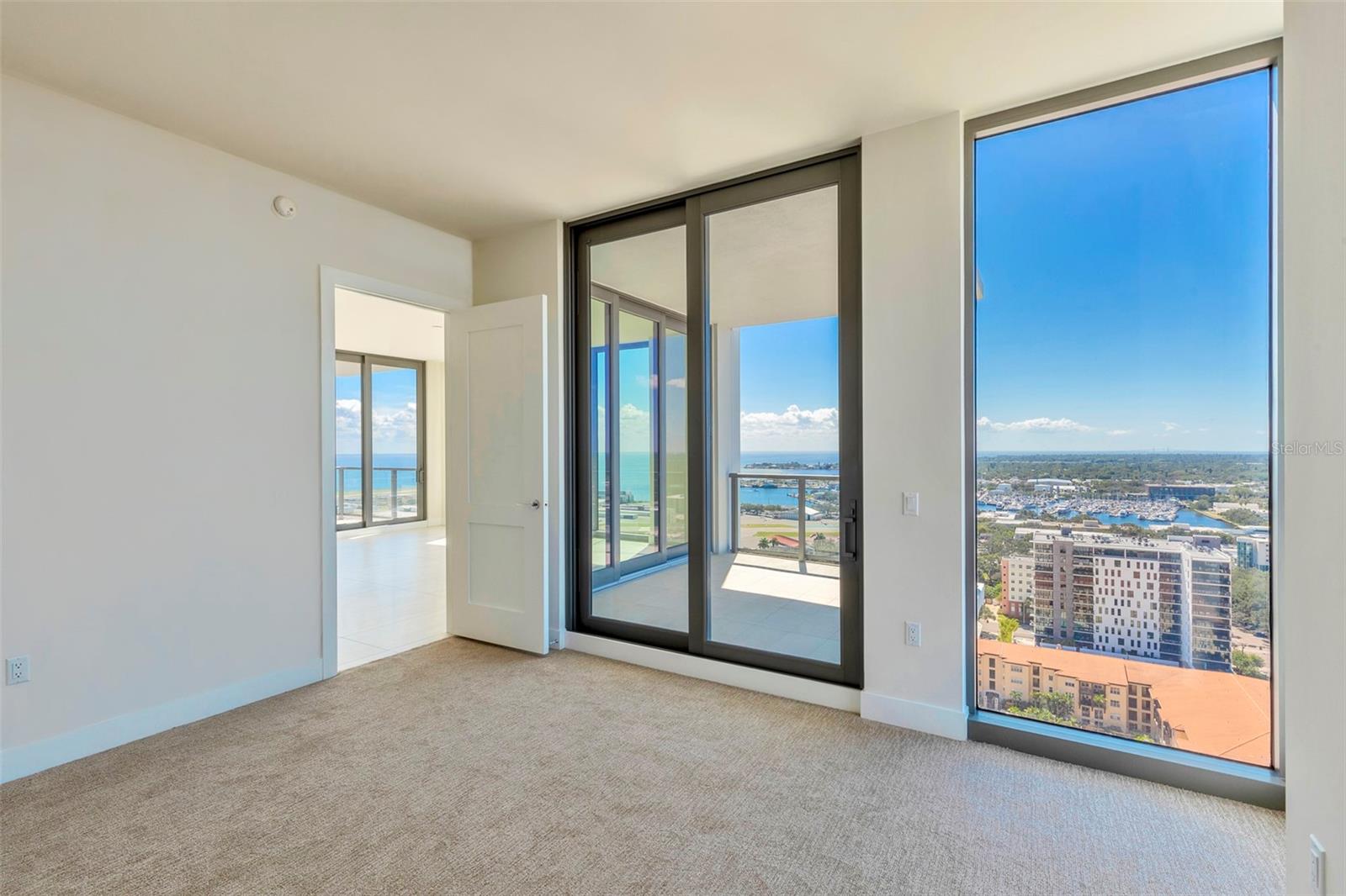 SALTAIRE ST PETERSBURG - Residential