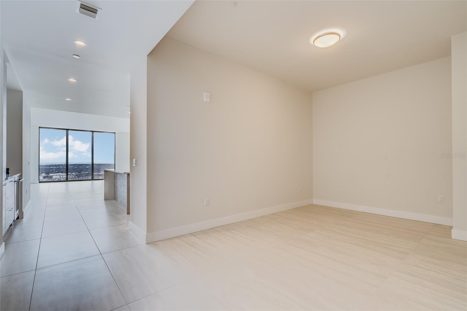 SALTAIRE ST PETERSBURG - Residential