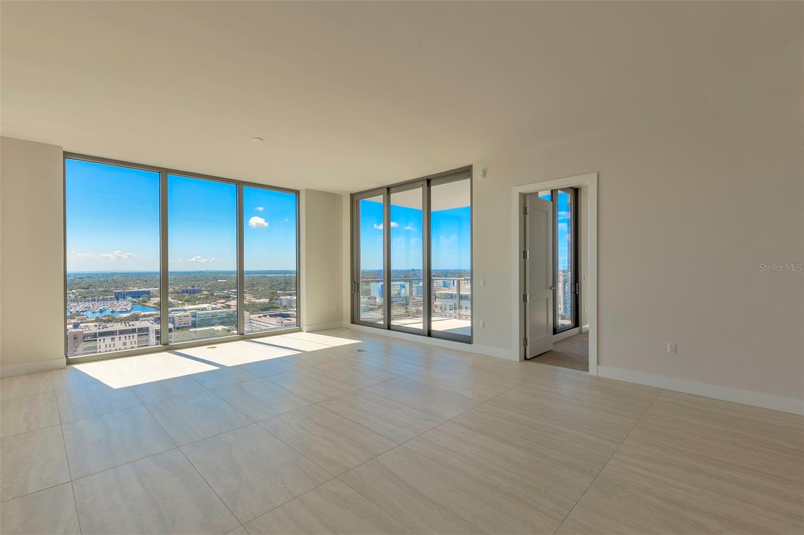 SALTAIRE ST PETERSBURG - Residential