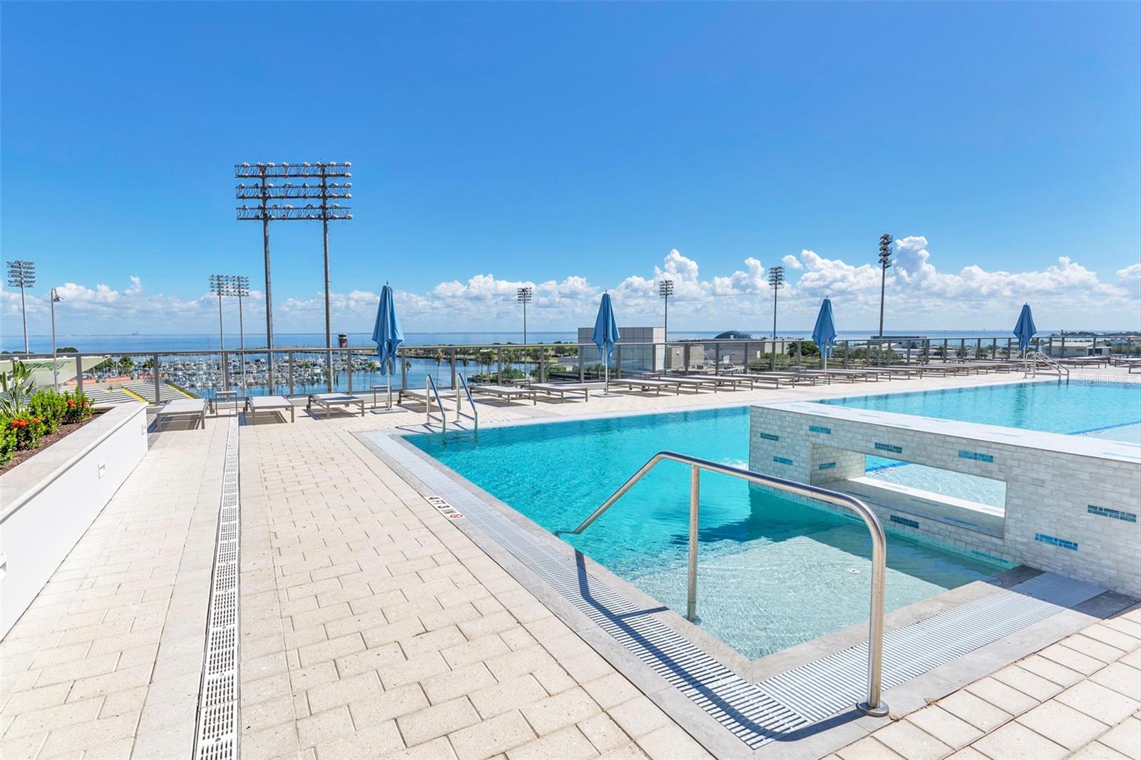 SALTAIRE ST PETERSBURG - Residential