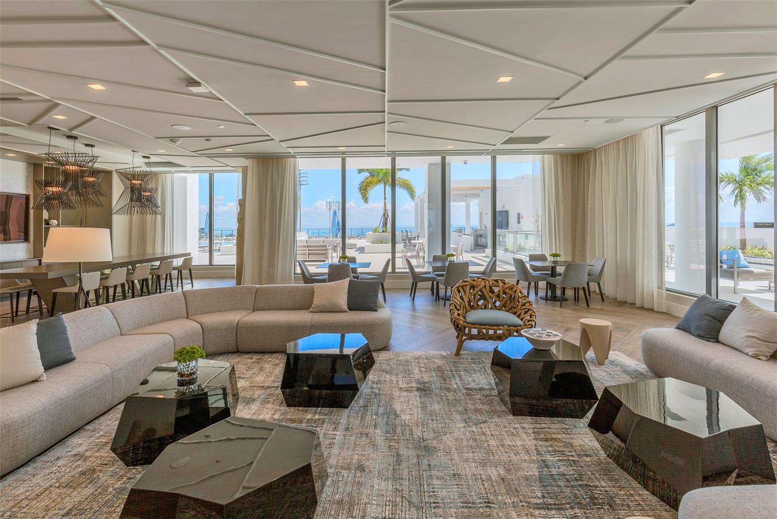 SALTAIRE ST PETERSBURG - Residential