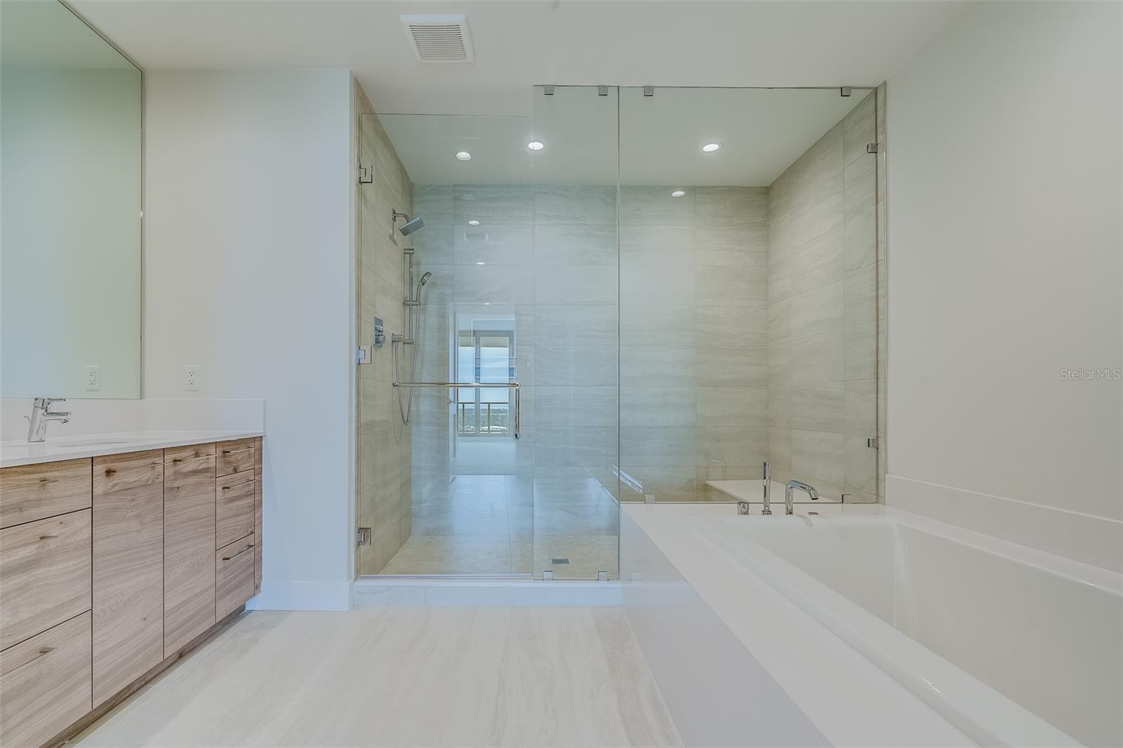 SALTAIRE ST PETERSBURG - Residential