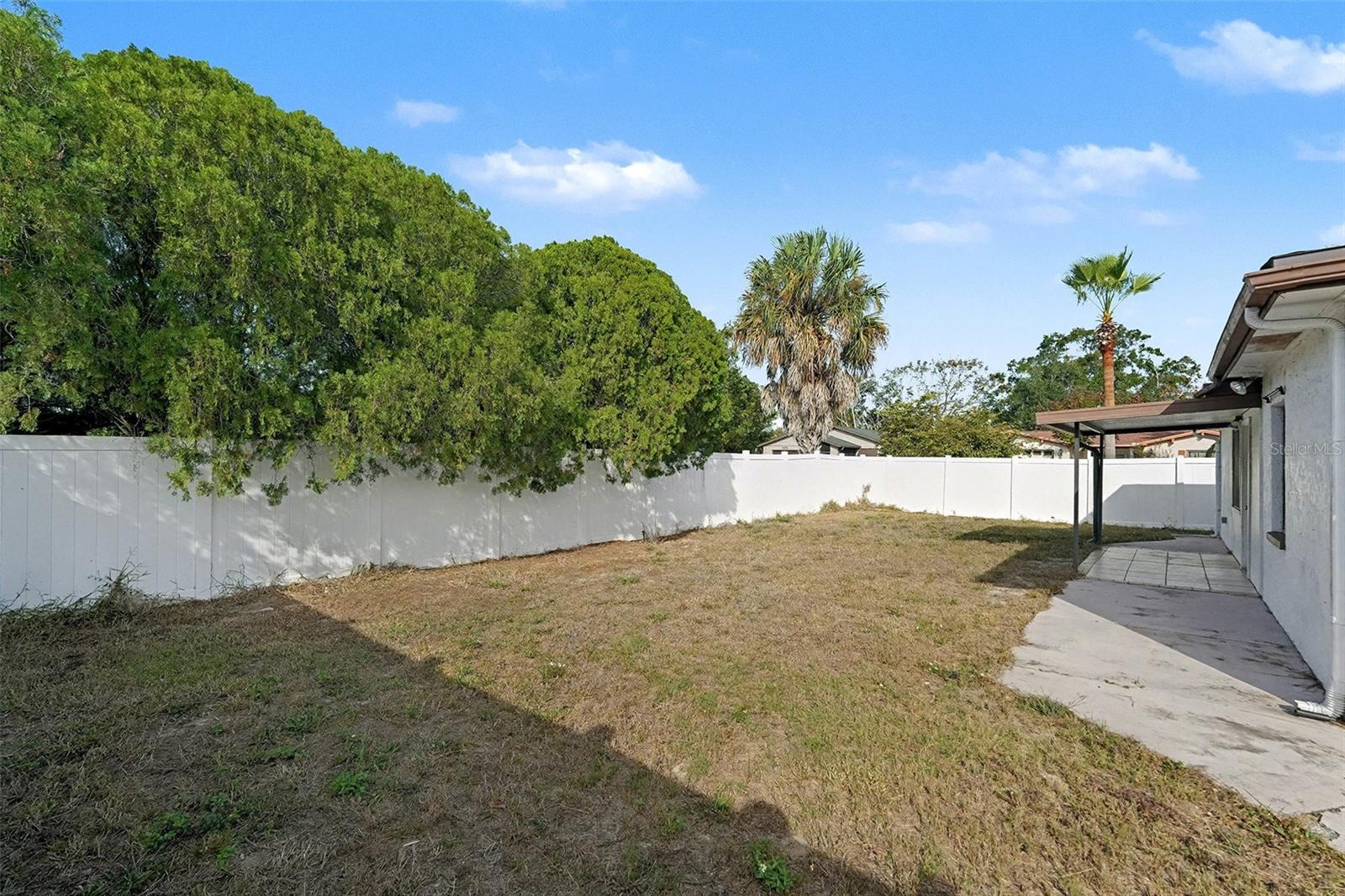 THE LAKES - Residential Lease