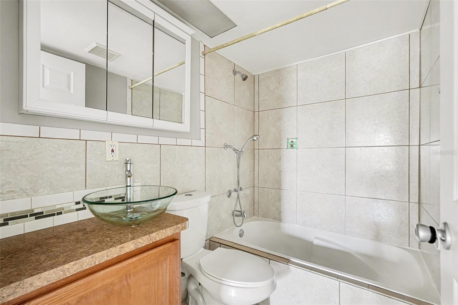 THE LAKES - Residential Lease