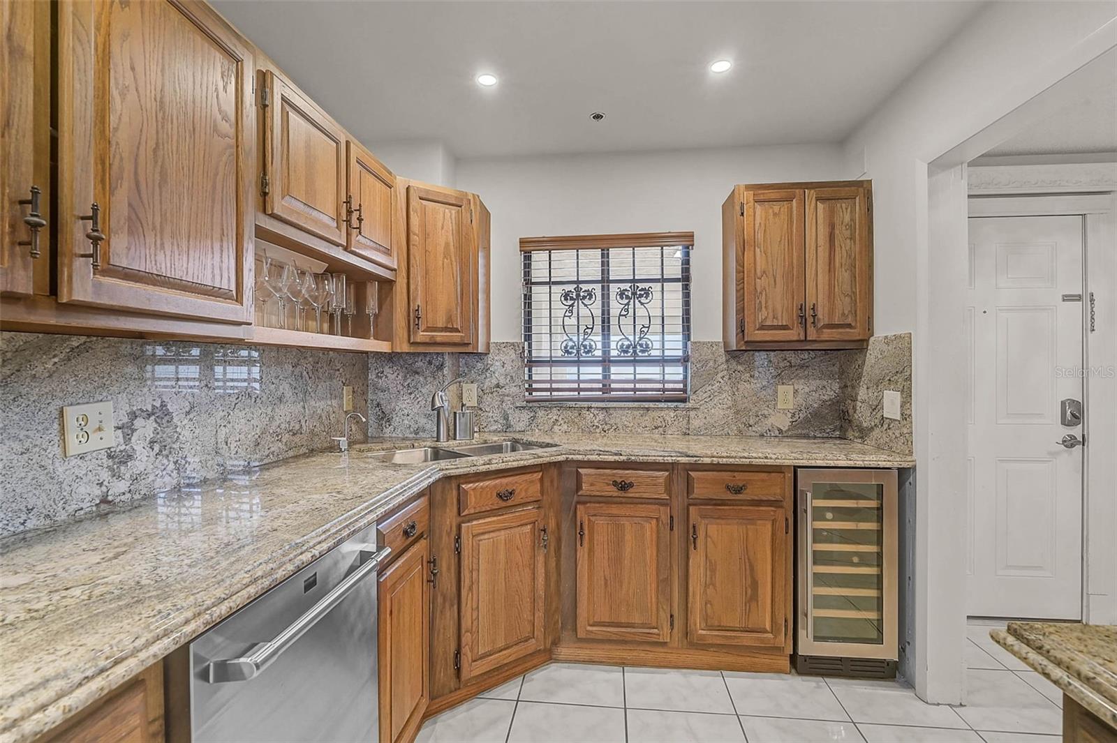 LIDO SURF & SAND - Residential