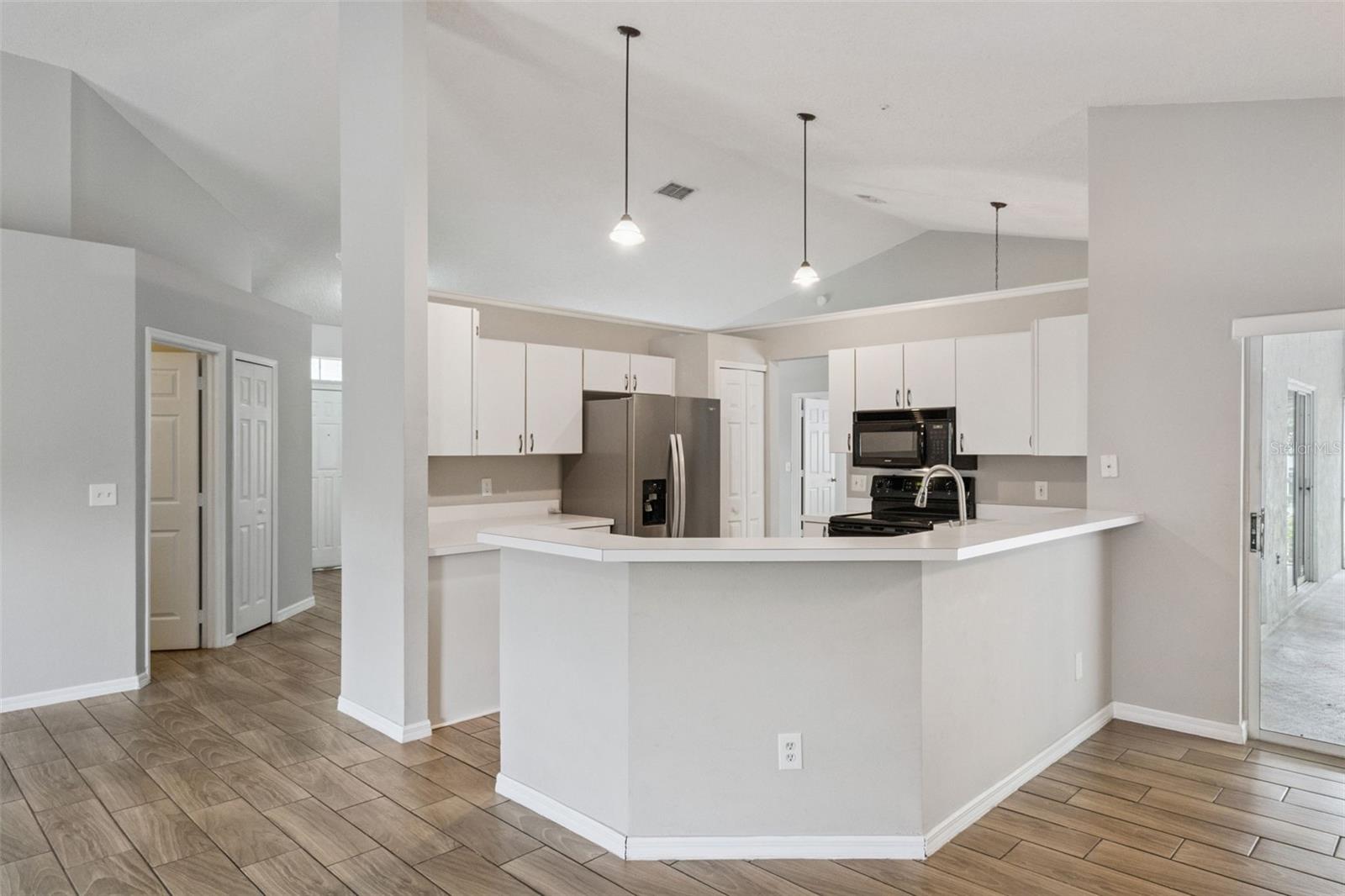 TWIN RIVERS - Residential