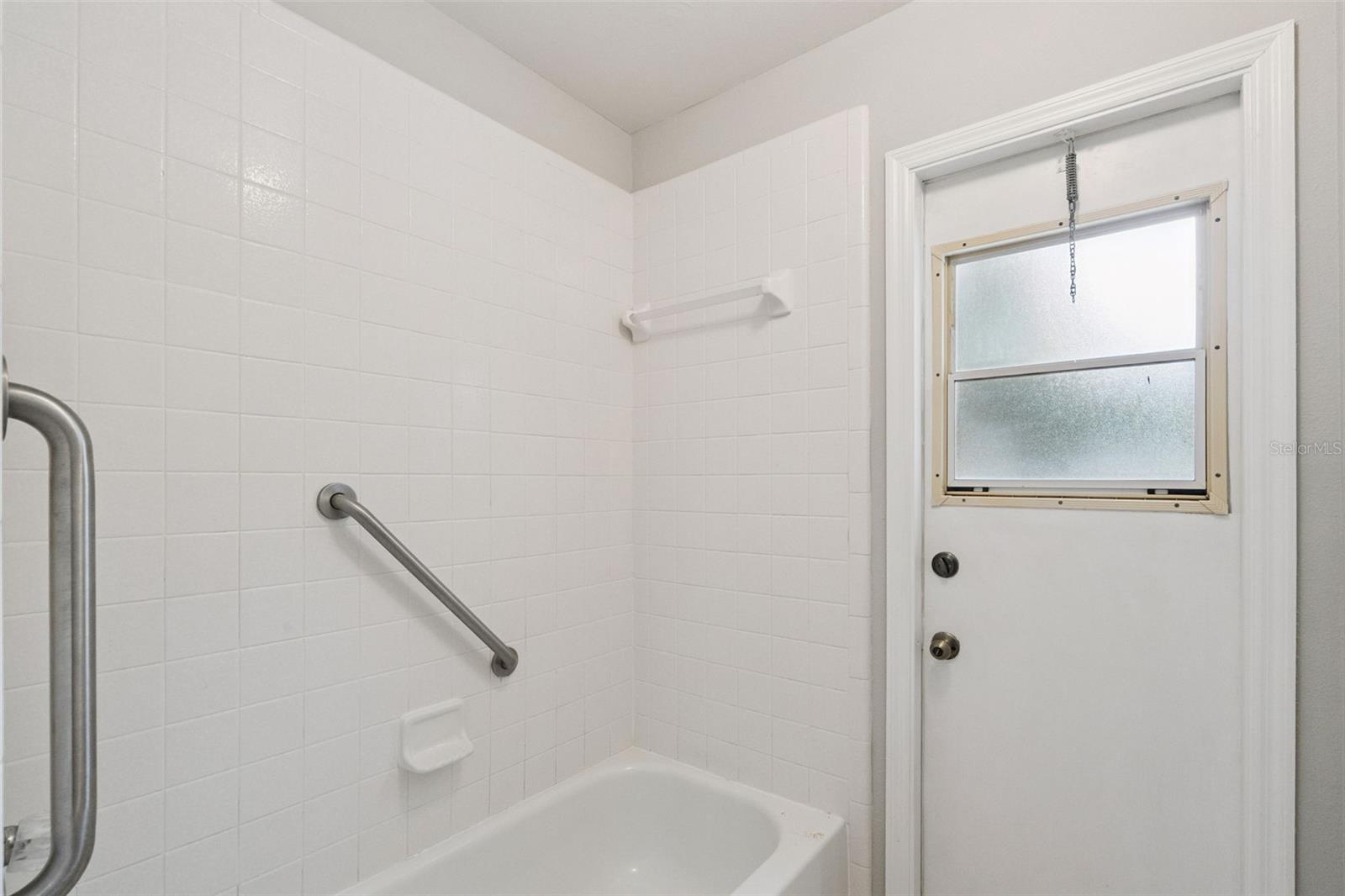 TWIN RIVERS - Residential