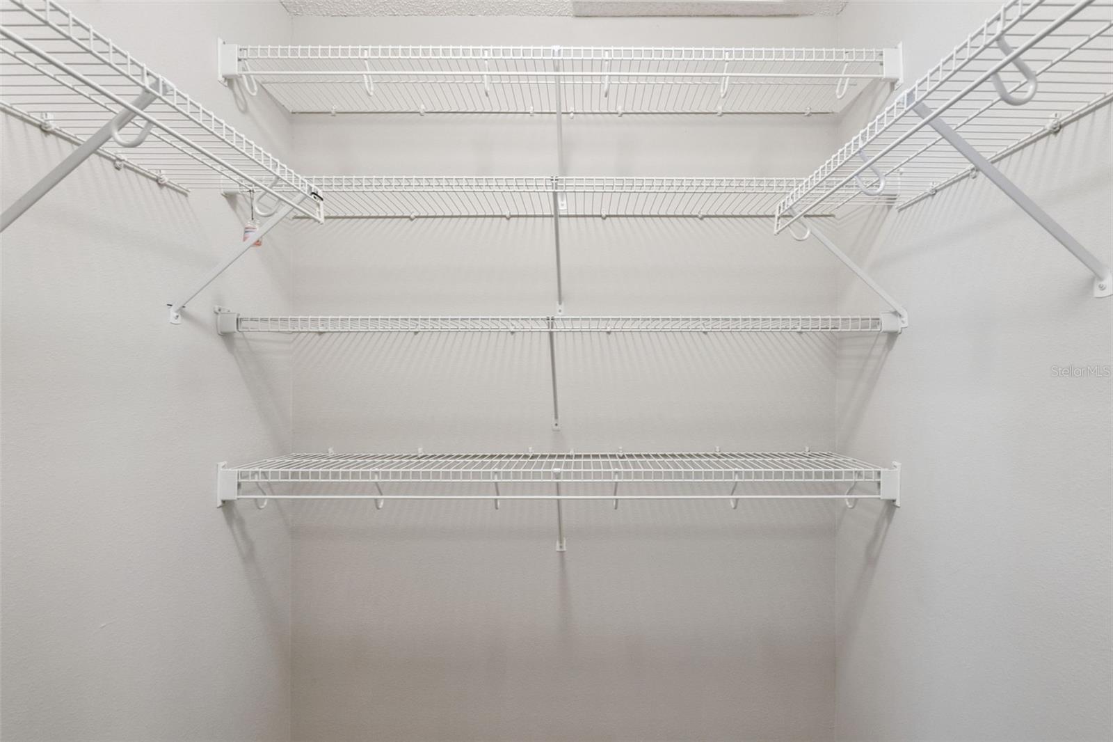 TWIN RIVERS - Residential