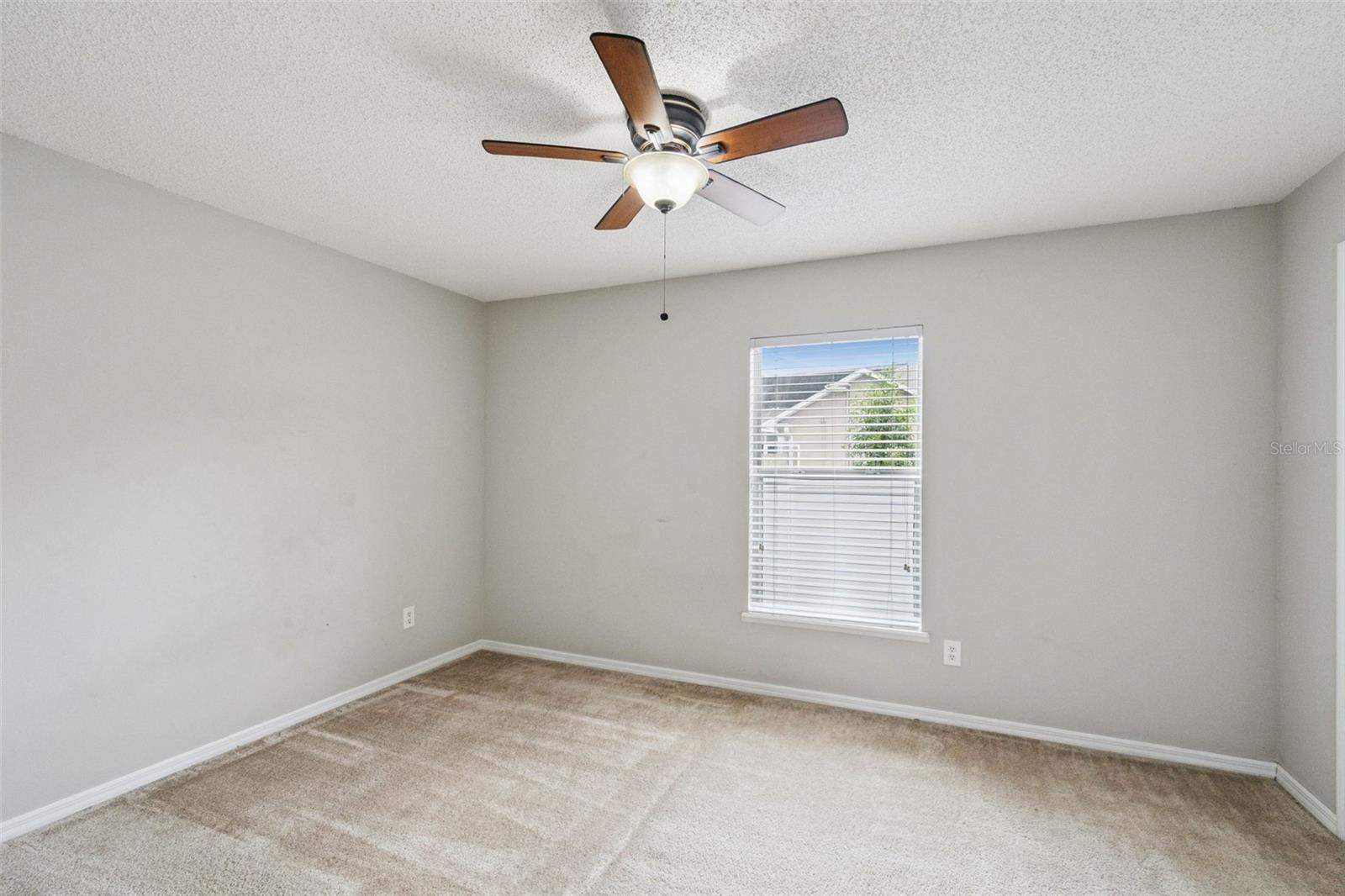 TWIN RIVERS - Residential