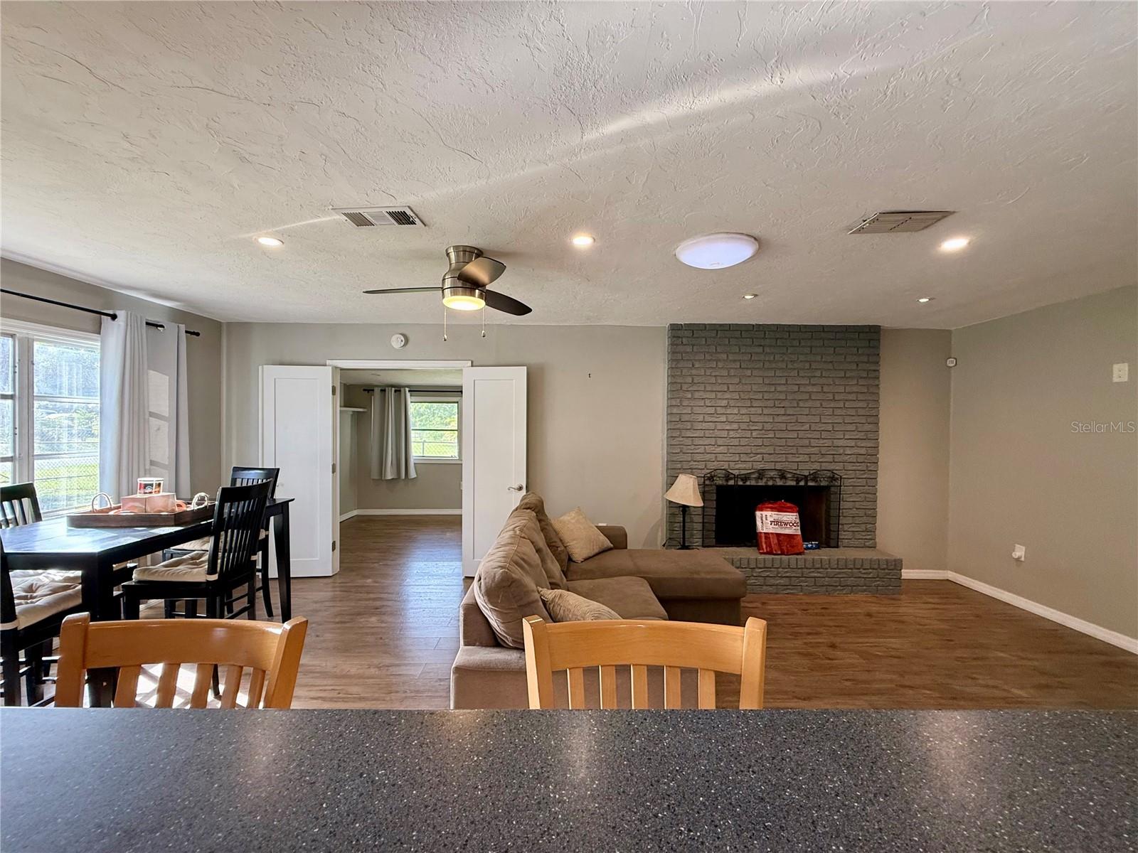 SARASOTA SPGS - Residential Lease