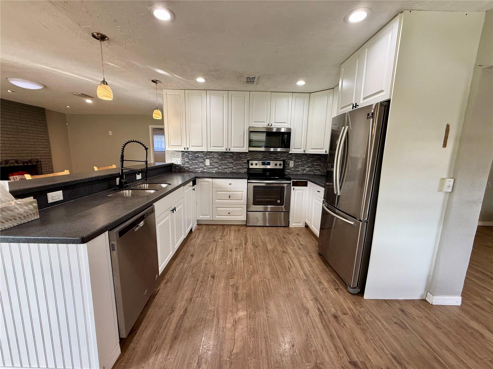 SARASOTA SPGS - Residential Lease
