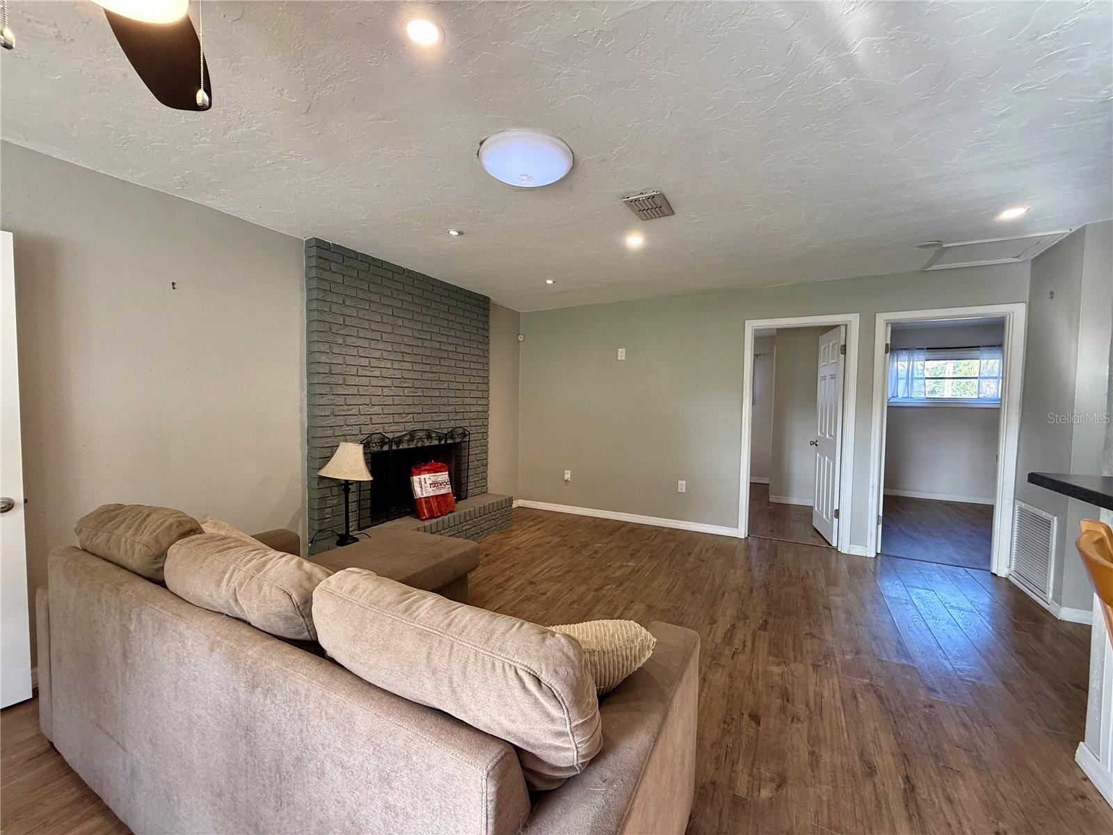 SARASOTA SPGS - Residential Lease