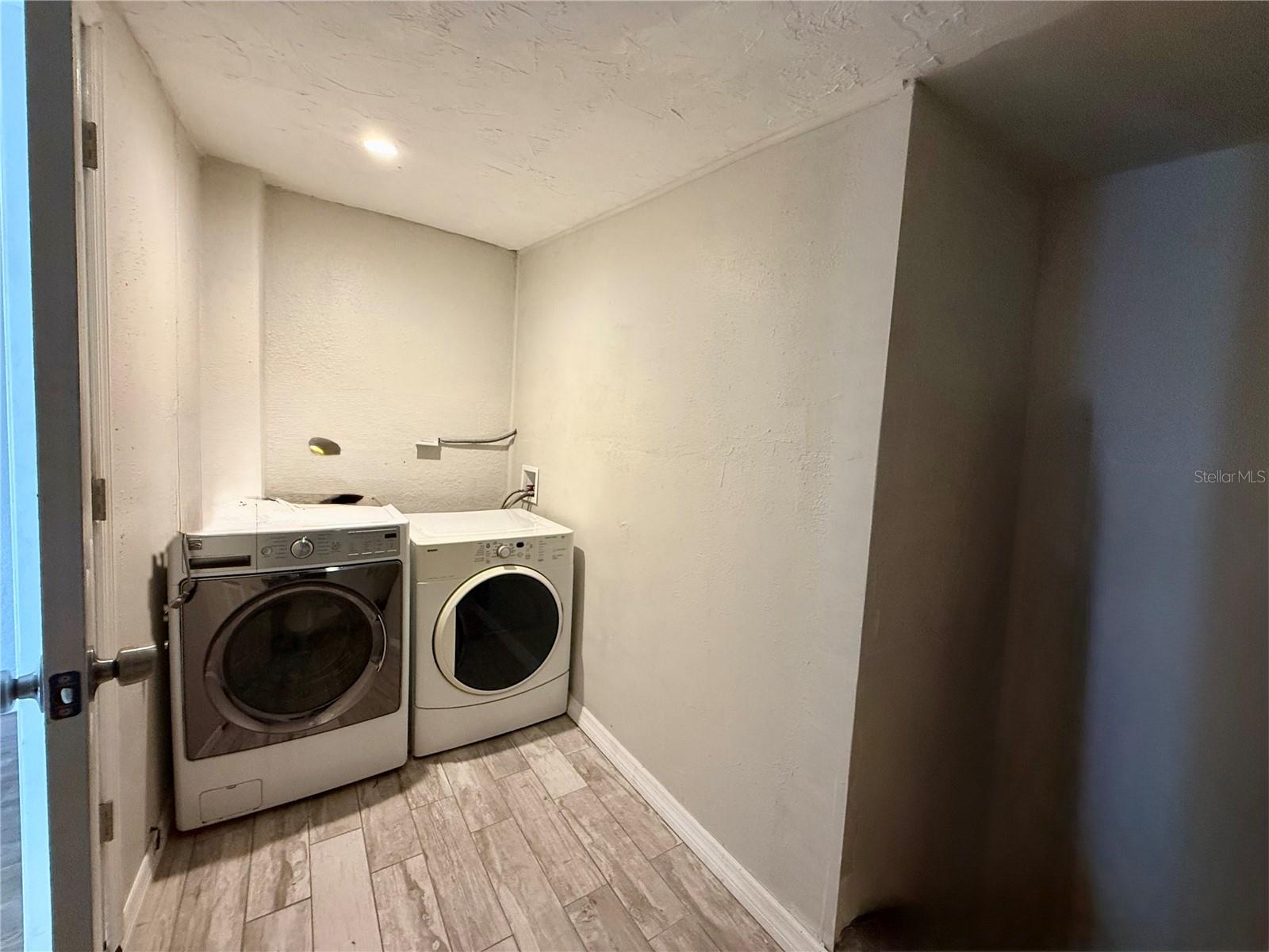 SARASOTA SPGS - Residential Lease