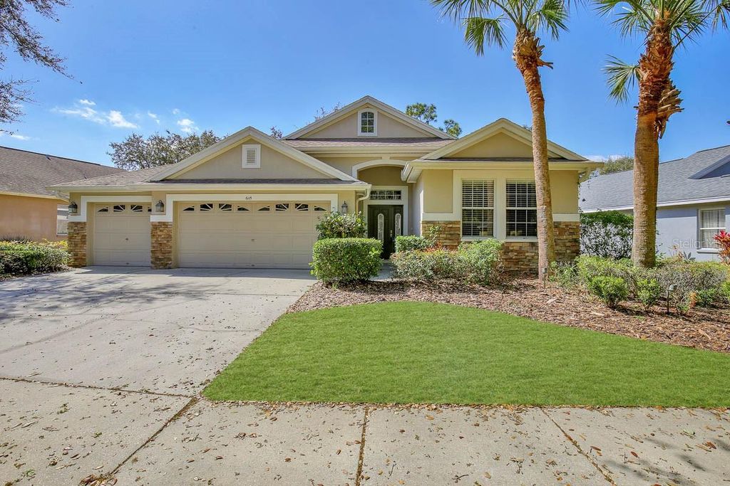 Photo of 6115 Gannetdale Drive, Lithia, FL 33547 (MLS # TB8494259)