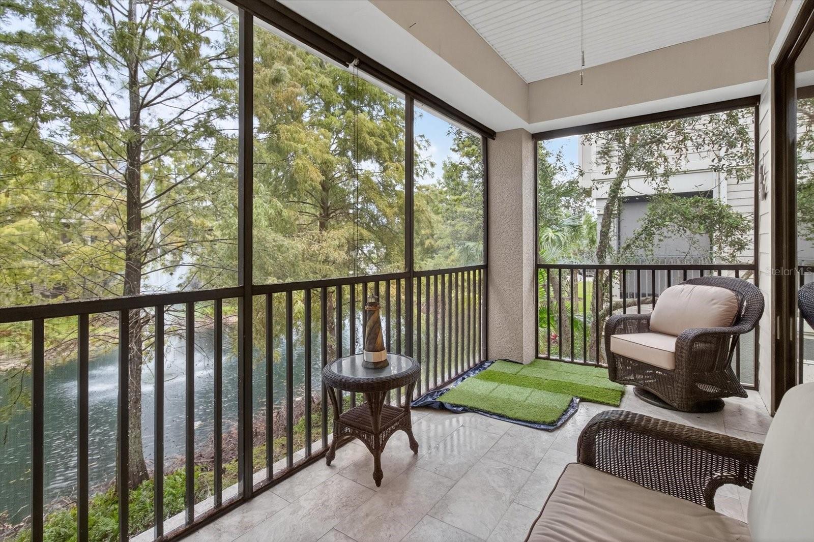 TOWNHOMES AT PELICAN POINTE - Residential