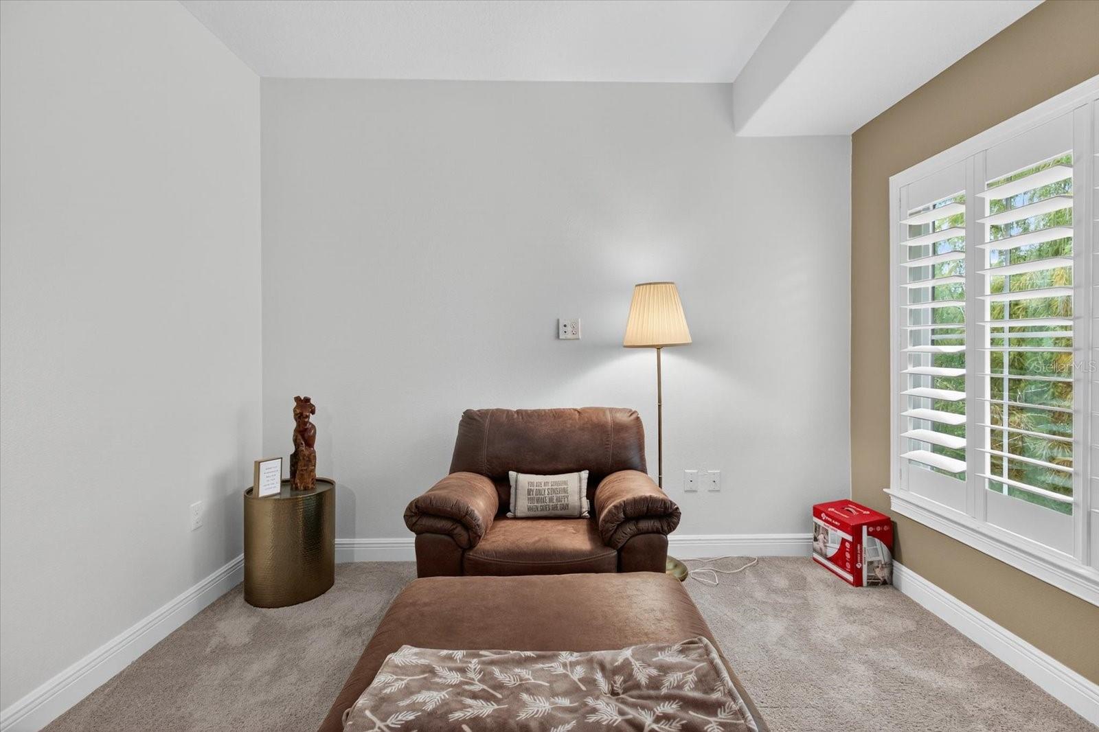 TOWNHOMES AT PELICAN POINTE - Residential