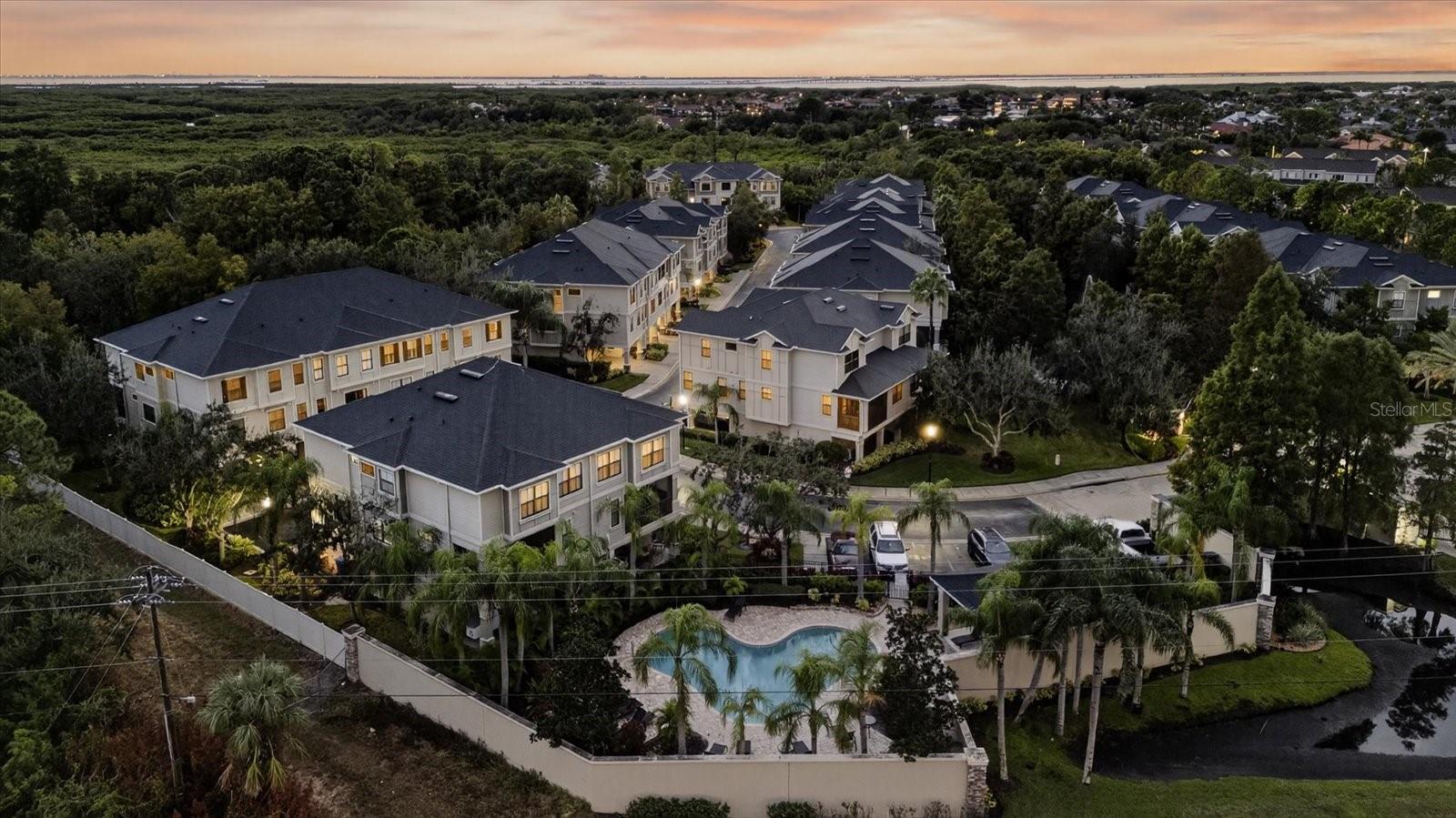 TOWNHOMES AT PELICAN POINTE - Residential