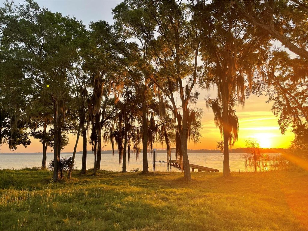 Photo of 2661 Cyprus Drive, Palm Harbor, FL 34684 (MLS # TB8381921)