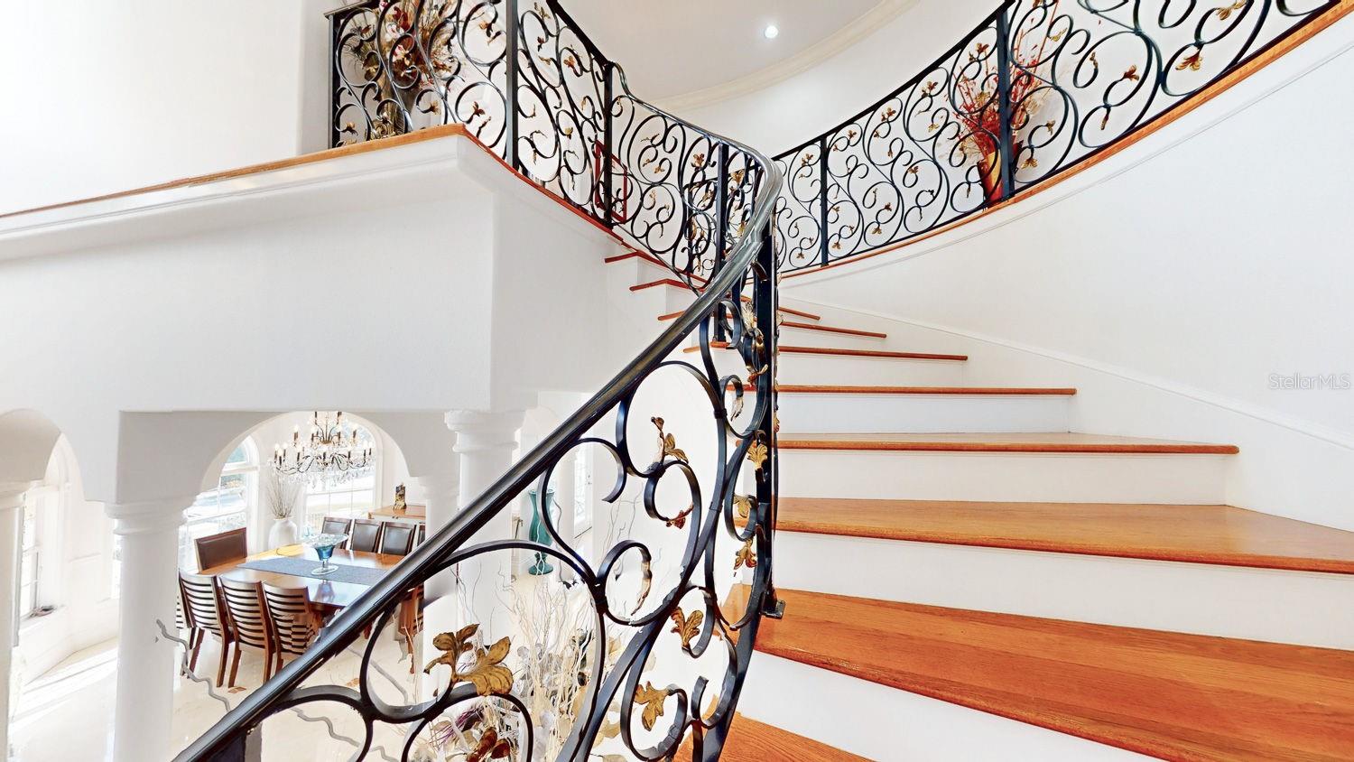 BAYHILL ESTATES - Residential