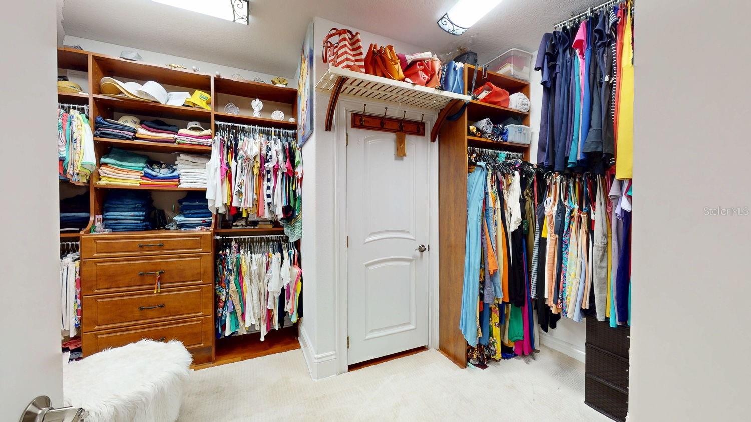 BAYHILL ESTATES - Residential