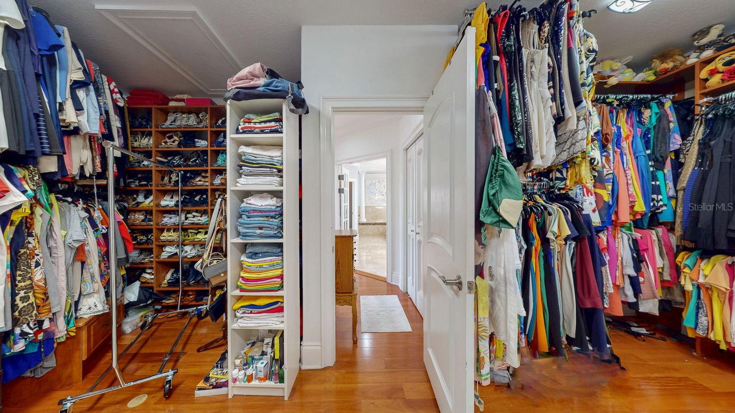 BAYHILL ESTATES - Residential