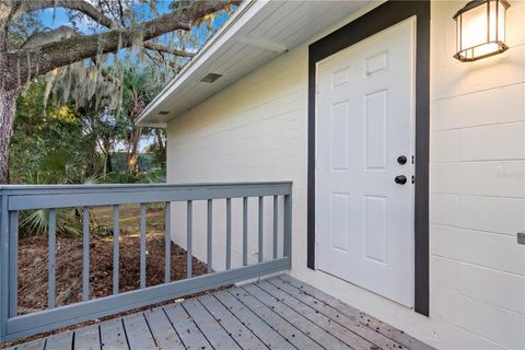 A home in WINTER HAVEN