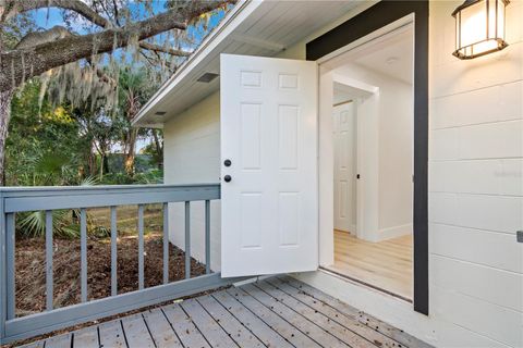 A home in WINTER HAVEN