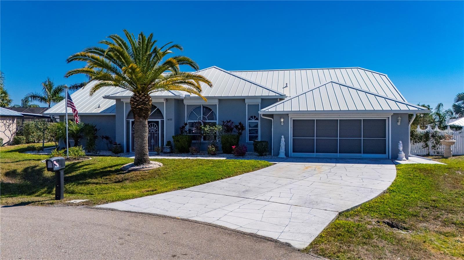 PUNTA GORDA ISLES SEC 23 - Residential