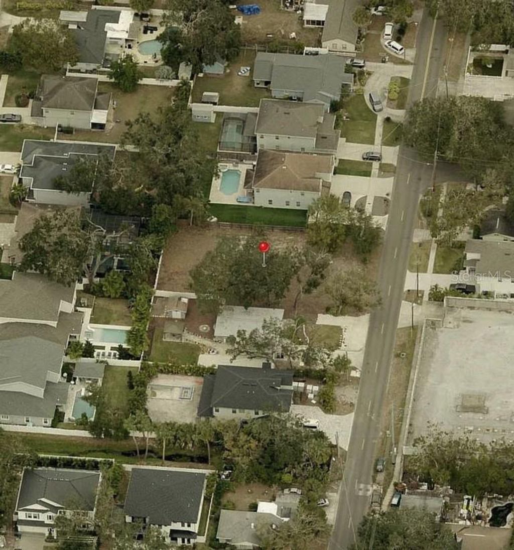 Photo of 2405 S Lois Avenue, Tampa, FL 33629 (MLS # TB8499068)