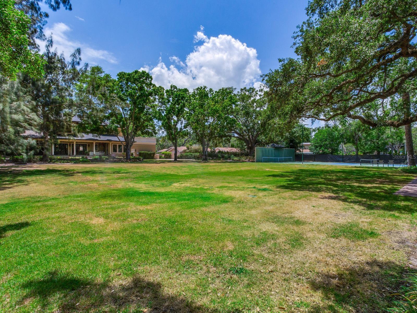 HENDERSON BEACH - Residential