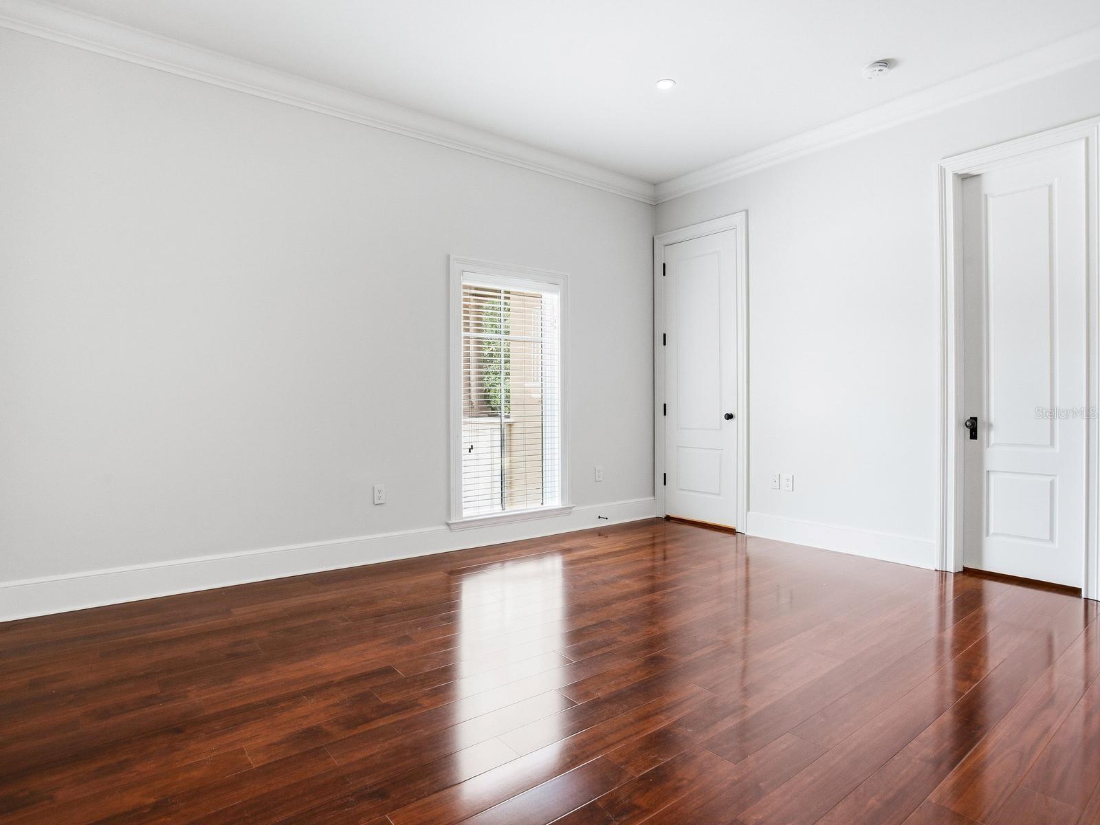 HENDERSON BEACH - Residential