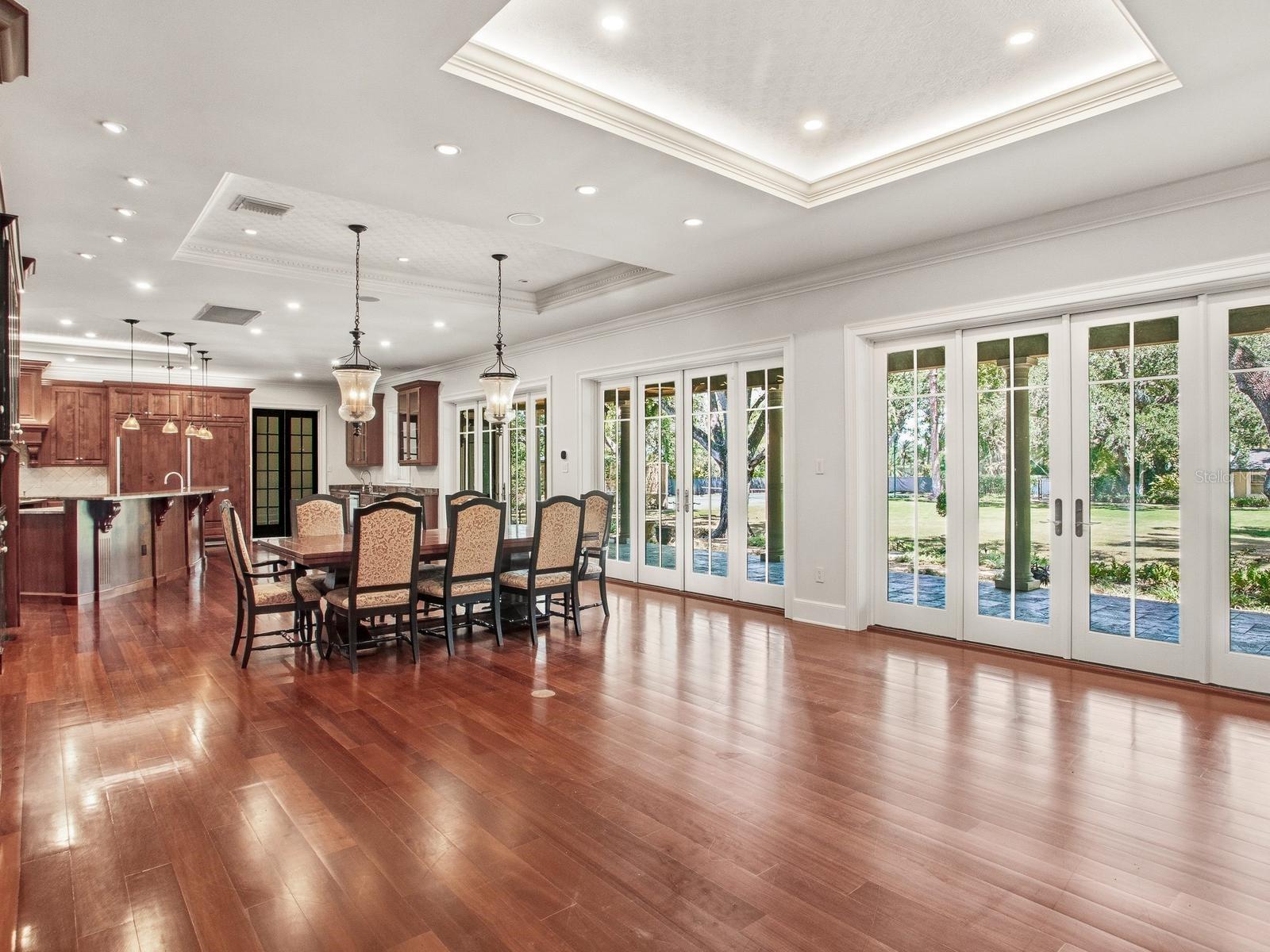 HENDERSON BEACH - Residential