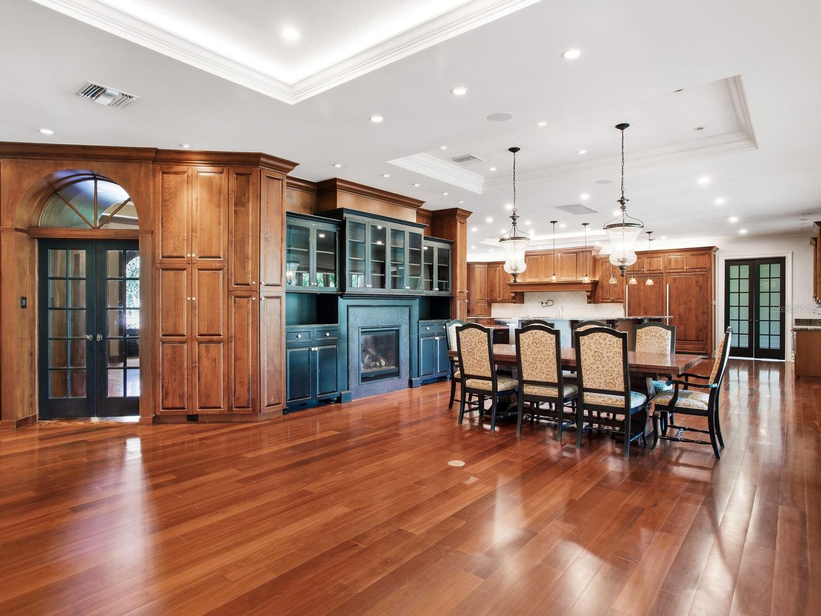 HENDERSON BEACH - Residential
