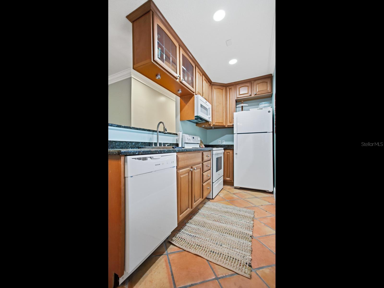 HENDERSON BEACH - Residential