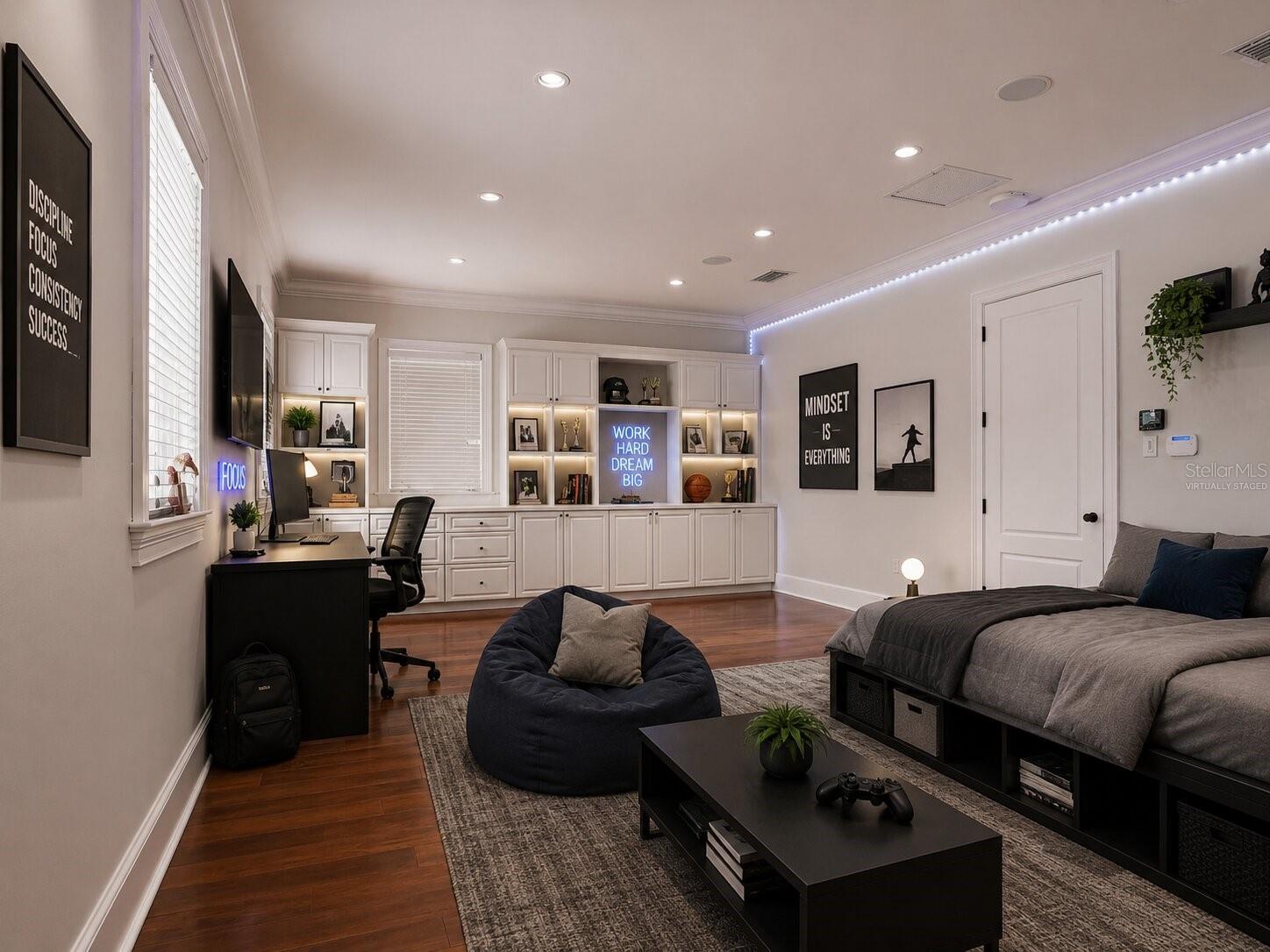 HENDERSON BEACH - Residential