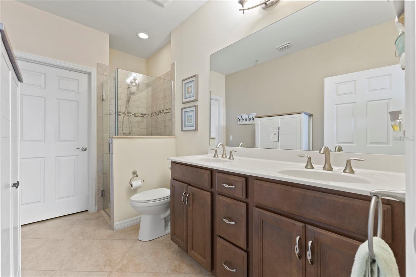 TOSCANA ISLES CARRIAGE HOMES - Residential