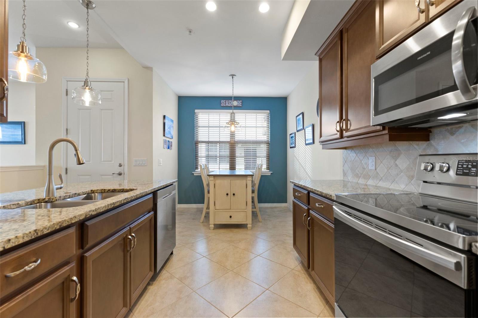 TOSCANA ISLES CARRIAGE HOMES - Residential