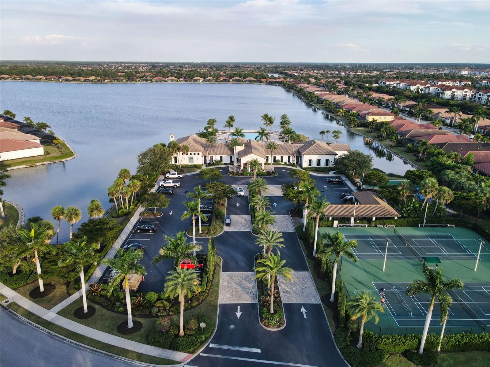 TOSCANA ISLES CARRIAGE HOMES - Residential