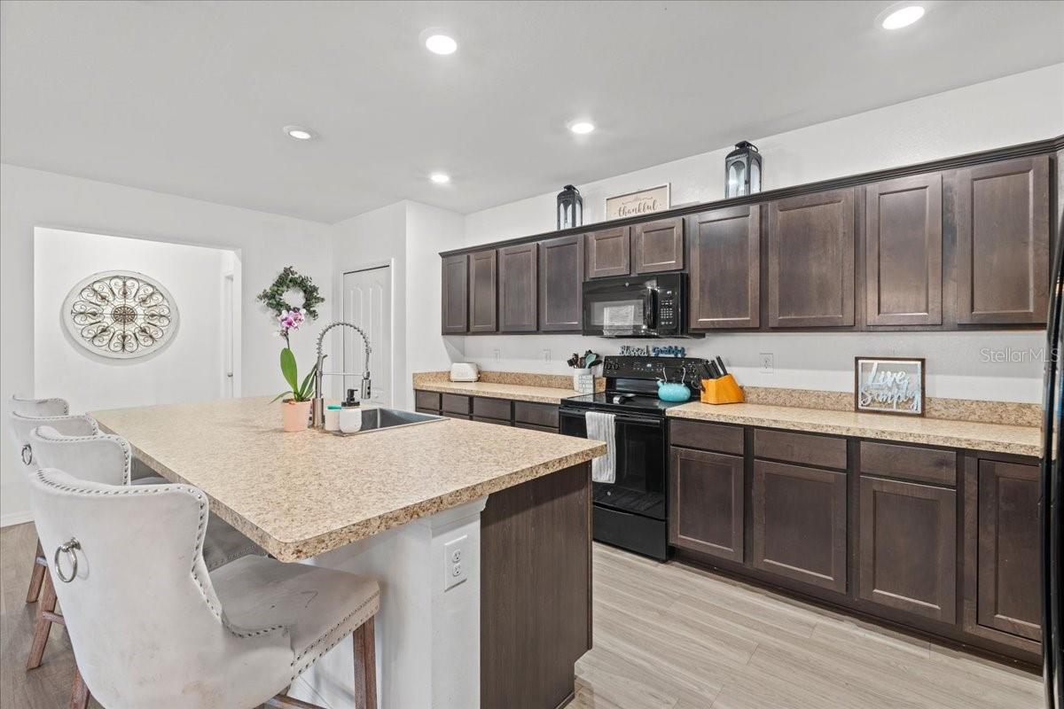 3476 BREWSTER ROAD