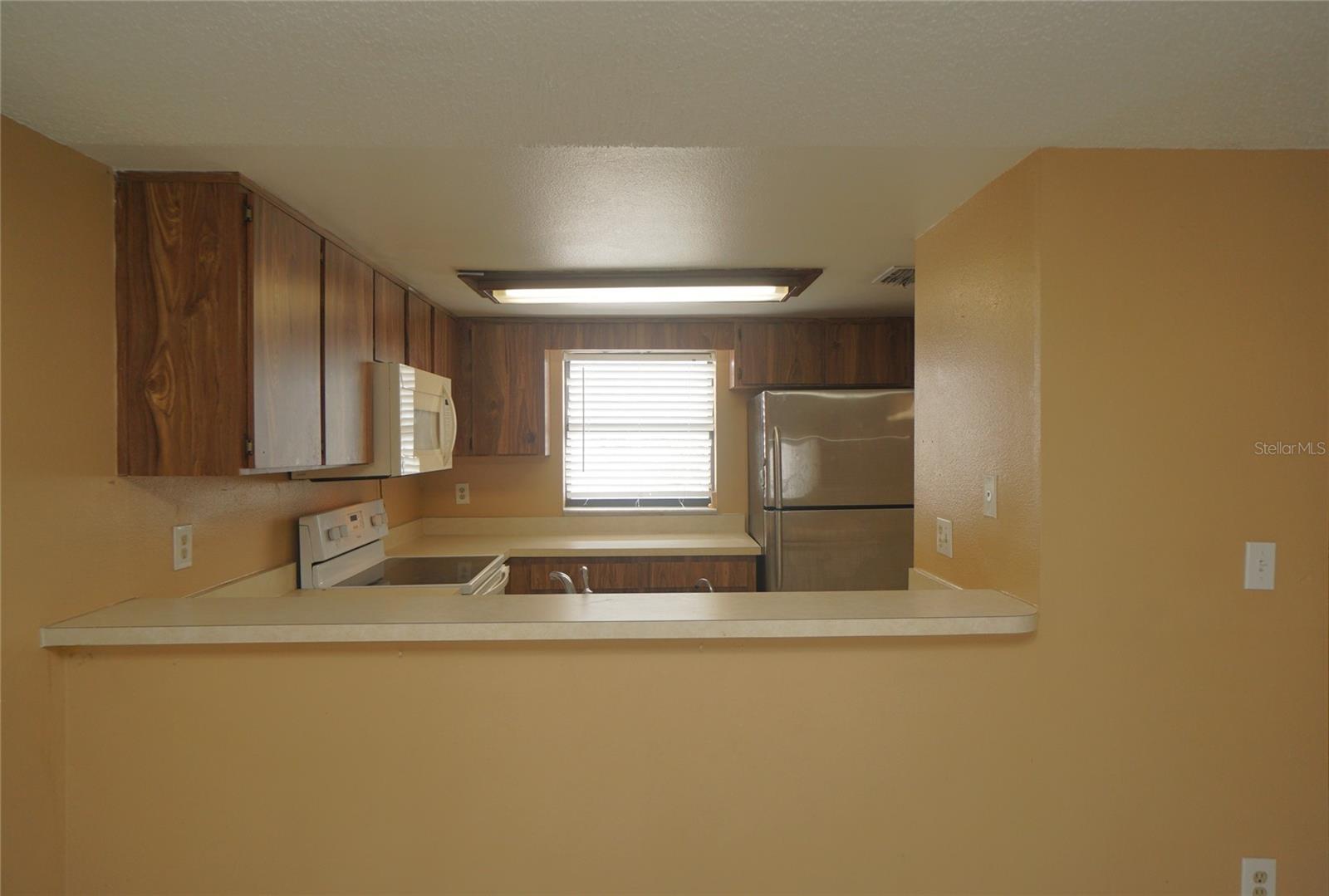 CARROLLWOOD OAKS - Residential Lease