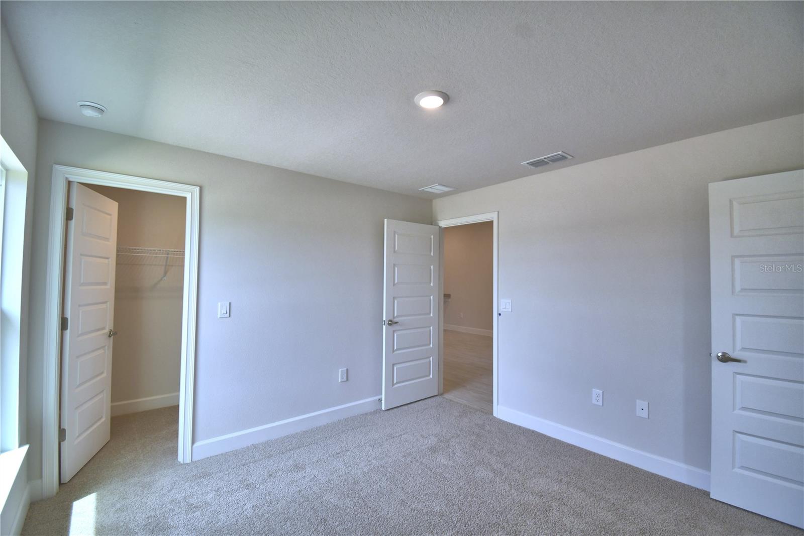 CADENCE CROSSING - Residential