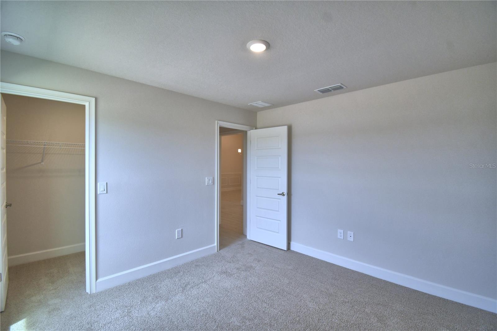 CADENCE CROSSING - Residential