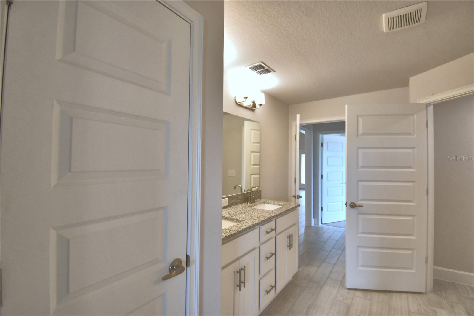 CADENCE CROSSING - Residential