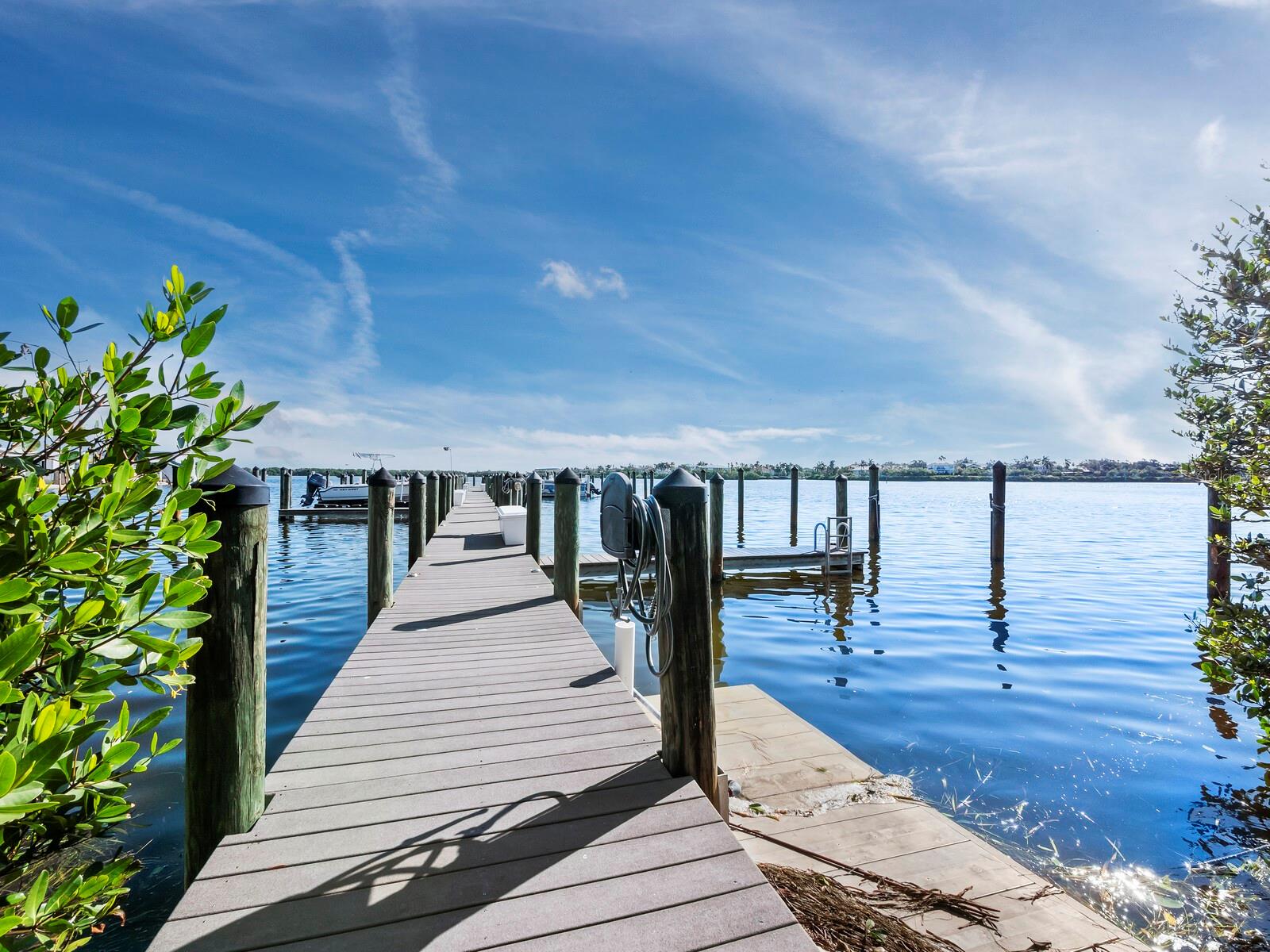 BUTTONWOOD COVE - Residential