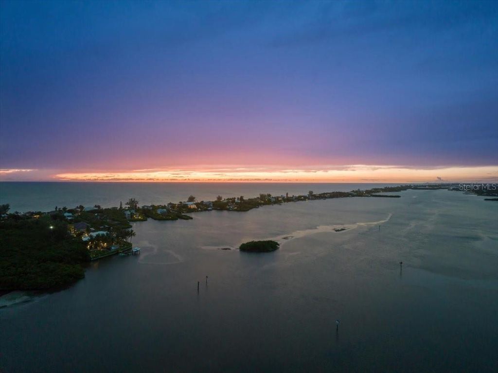 Photo of Bayshore Road, Nokomis, FL 34275 (MLS # N6137578)