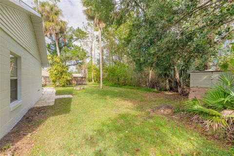 A home in PORT ORANGE