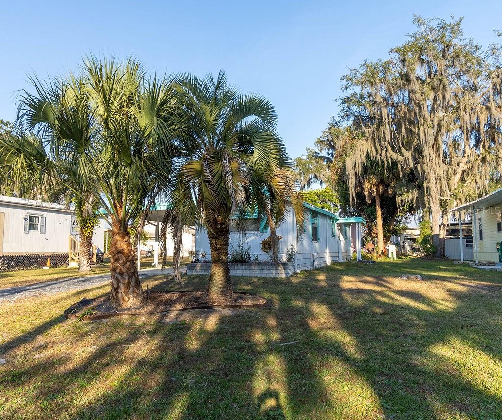 HEARTY HOST LAKE RESORT - Residential