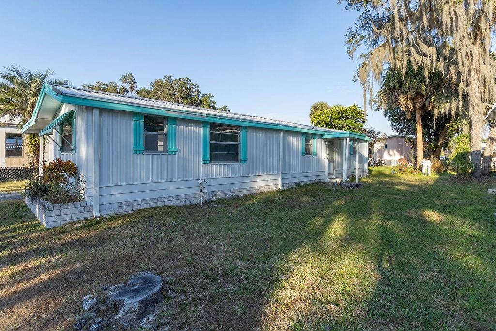 HEARTY HOST LAKE RESORT - Residential